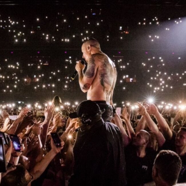 Linkin Park Chester Bennington Singing Concert with Fans Authentic Colour Photo